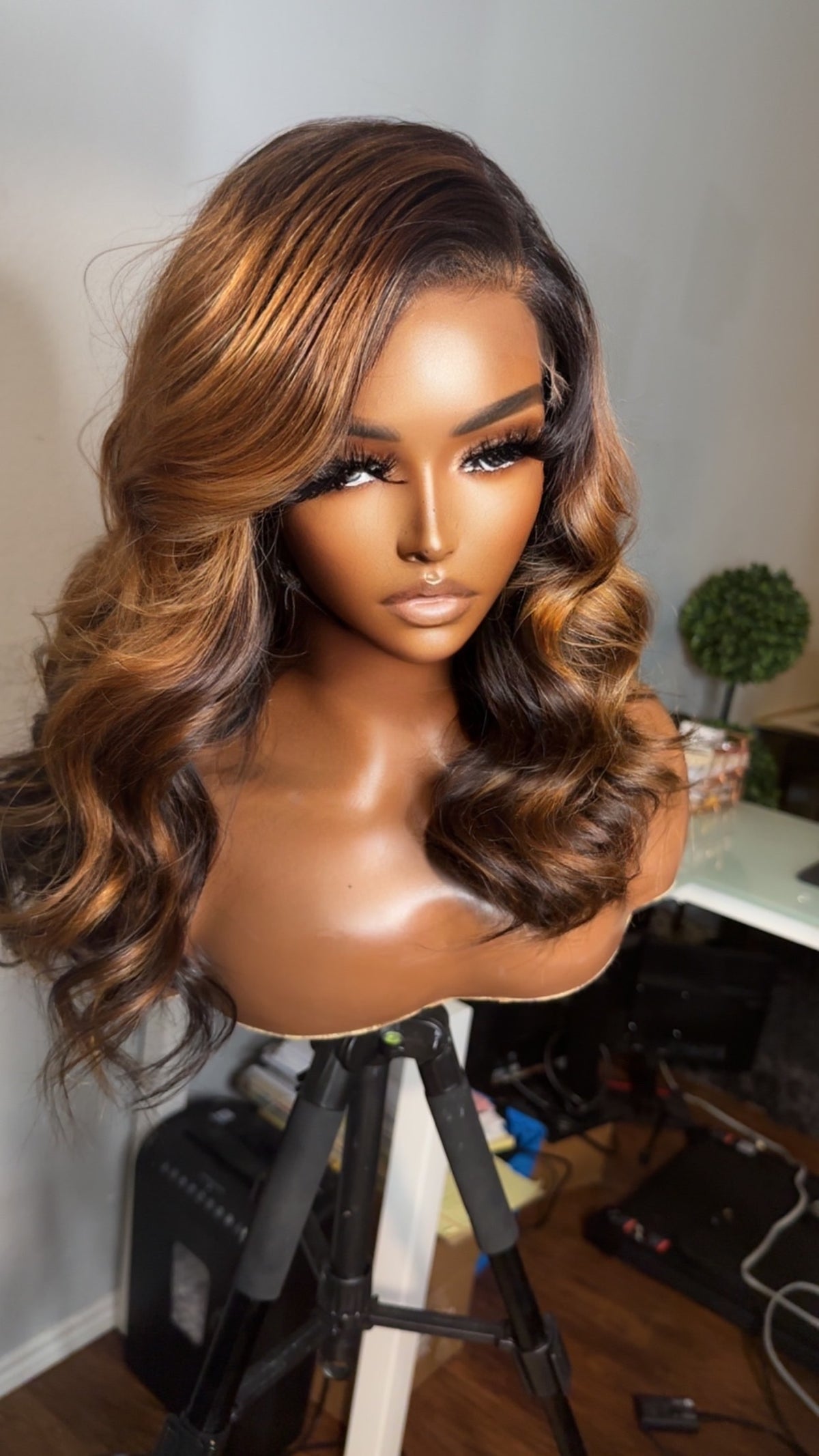 "Jill Scott" CAMBODIAN Cinnamon Brown Ombre GLUELESS Lace Wig
