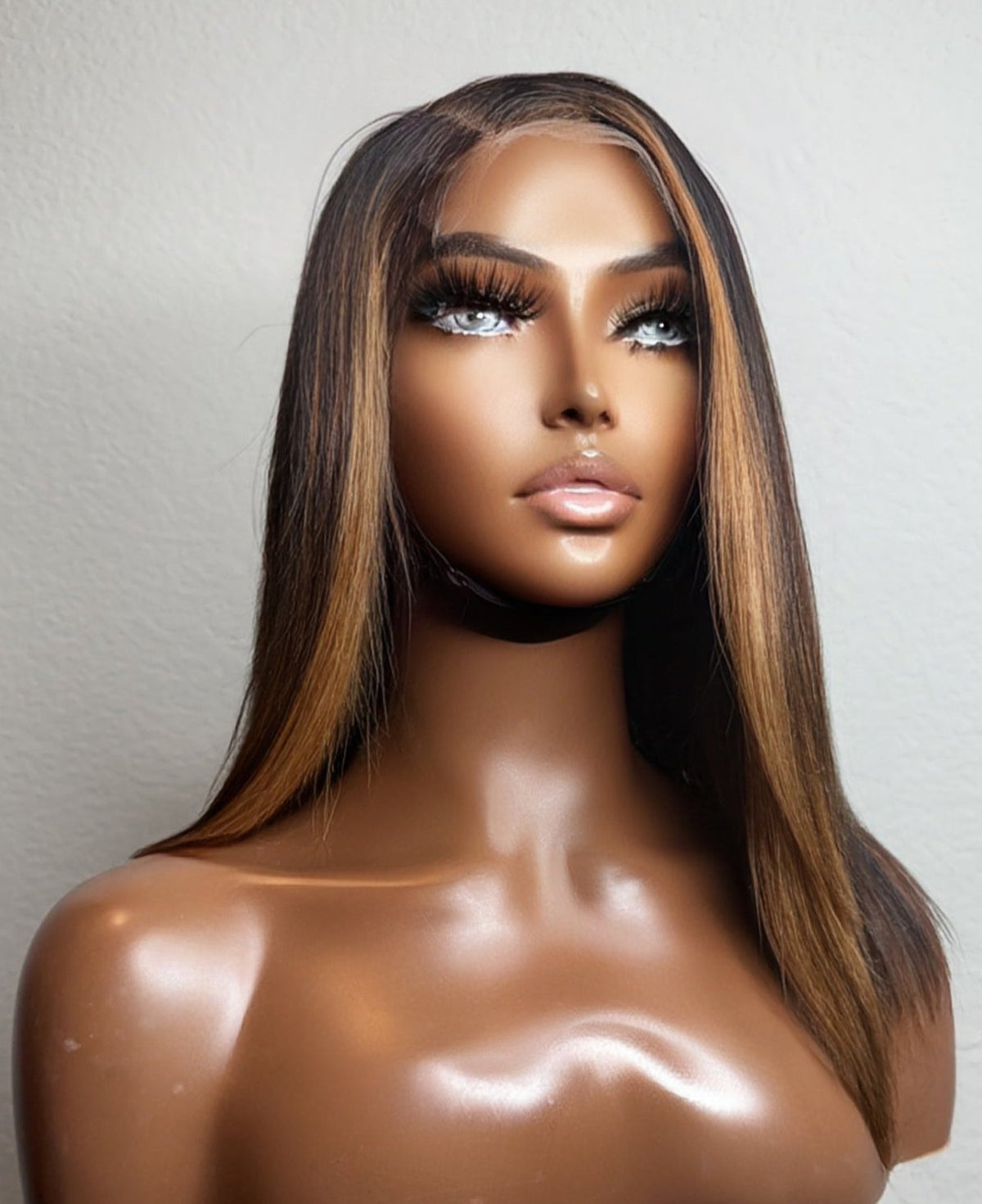 "Bianca" Blonde Peek-a-boo Highlight Glueless HD Lace (5x5) 360 Bob
