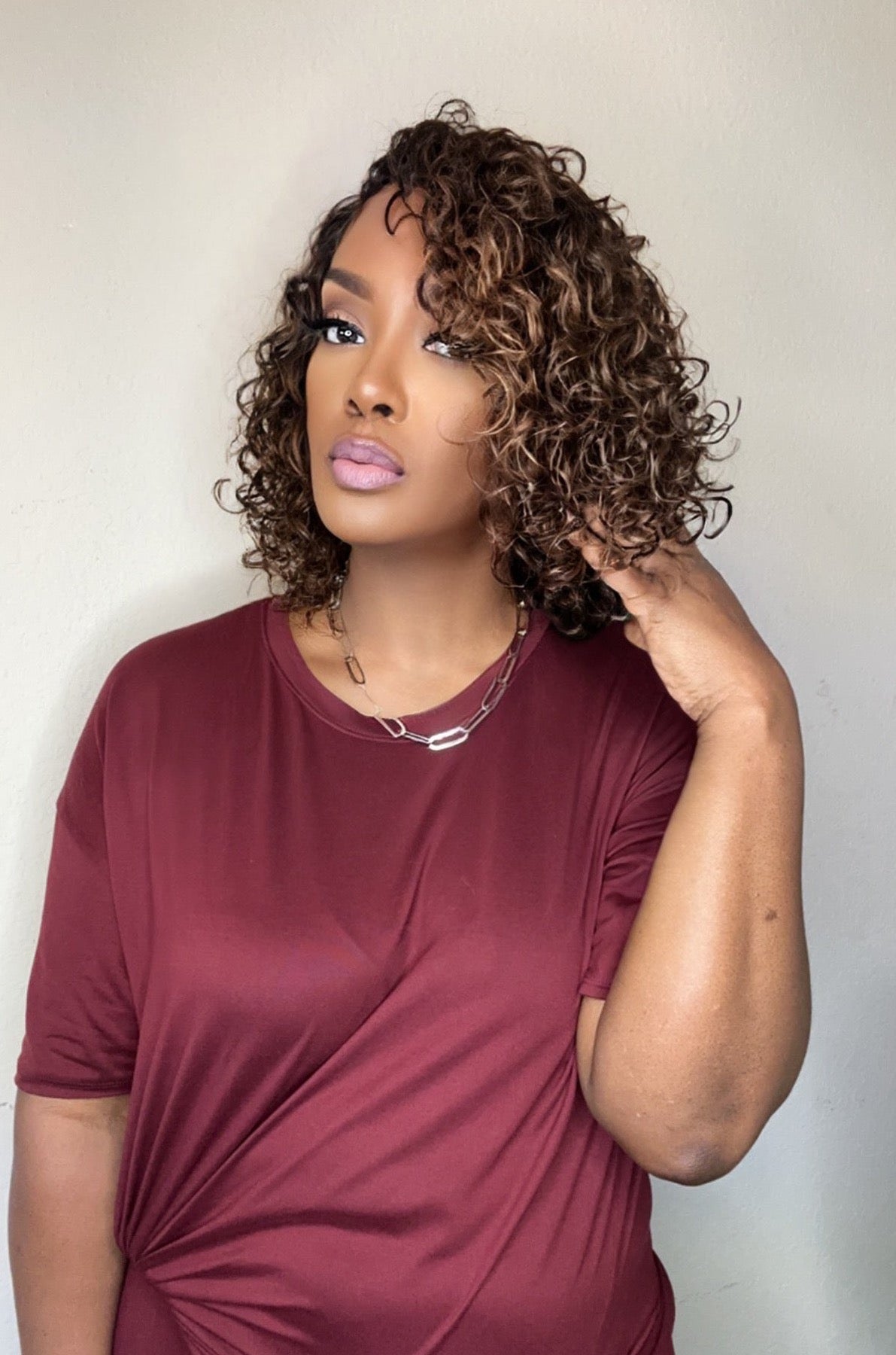 "Foxy" Queen Collection Curly "Wash & Go" Top Lace (5x5) Wig