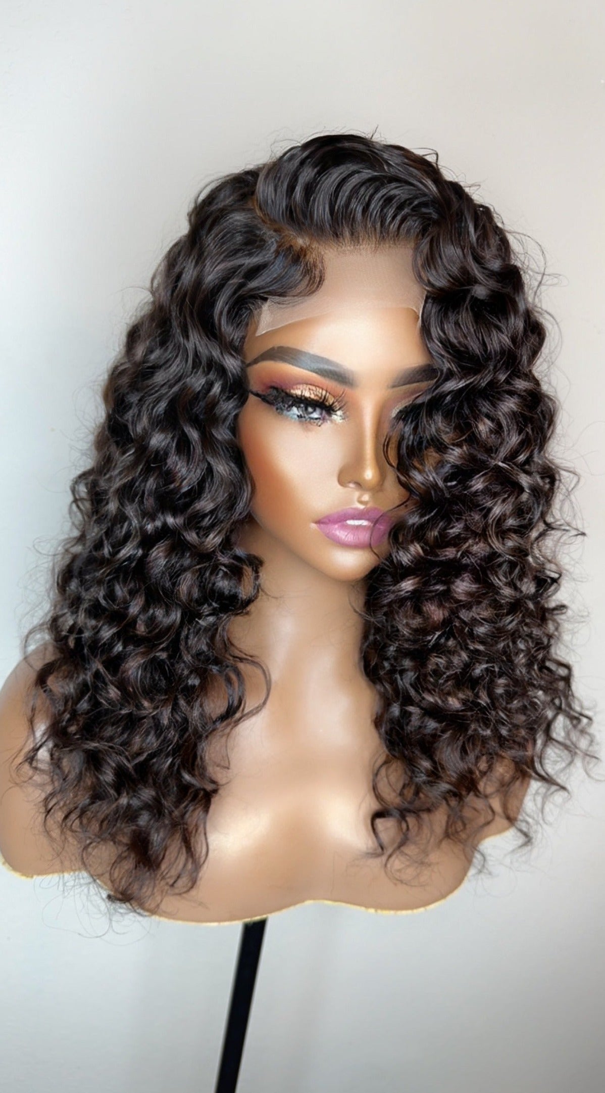 "Vanessa" Soft Loose Island Curly Top Lace (5x5) Wig