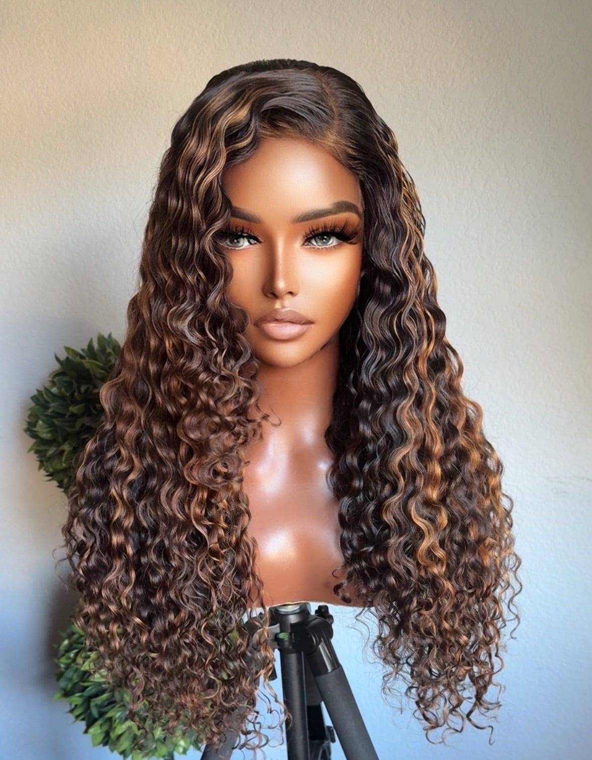 "Miranda"  Brown w Chunky Honey Blonde Highlighted Water Wavy Lace Wig